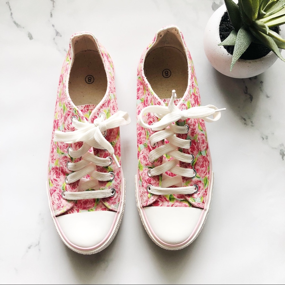 Boutique Pink Floral Sneakers Size 8 - Picture 2 of 6